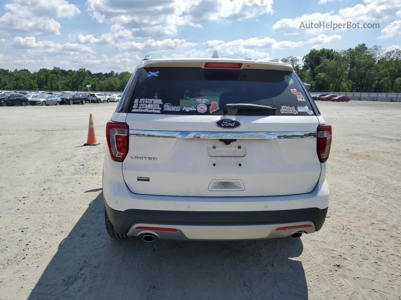 2017 Ford Explorer Limited White vin: 1FM5K7F88HGD95503