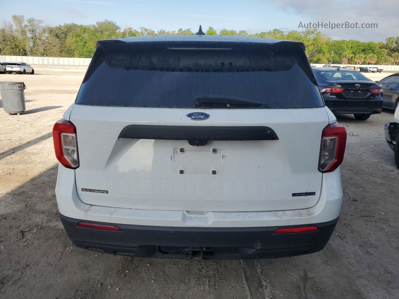 2021 Ford Explorer Police Interceptor White vin: 1FM5K8AB8MGA42729