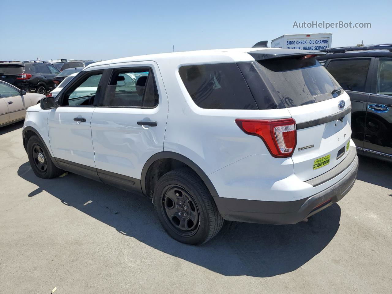 2018 Ford Explorer Police Interceptor White vin: 1FM5K8AR1JGA15929