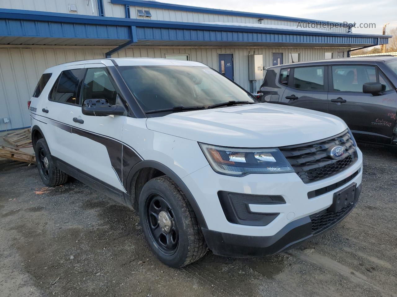 2018 Ford Explorer Police Interceptor White vin: 1FM5K8AR1JGC42831