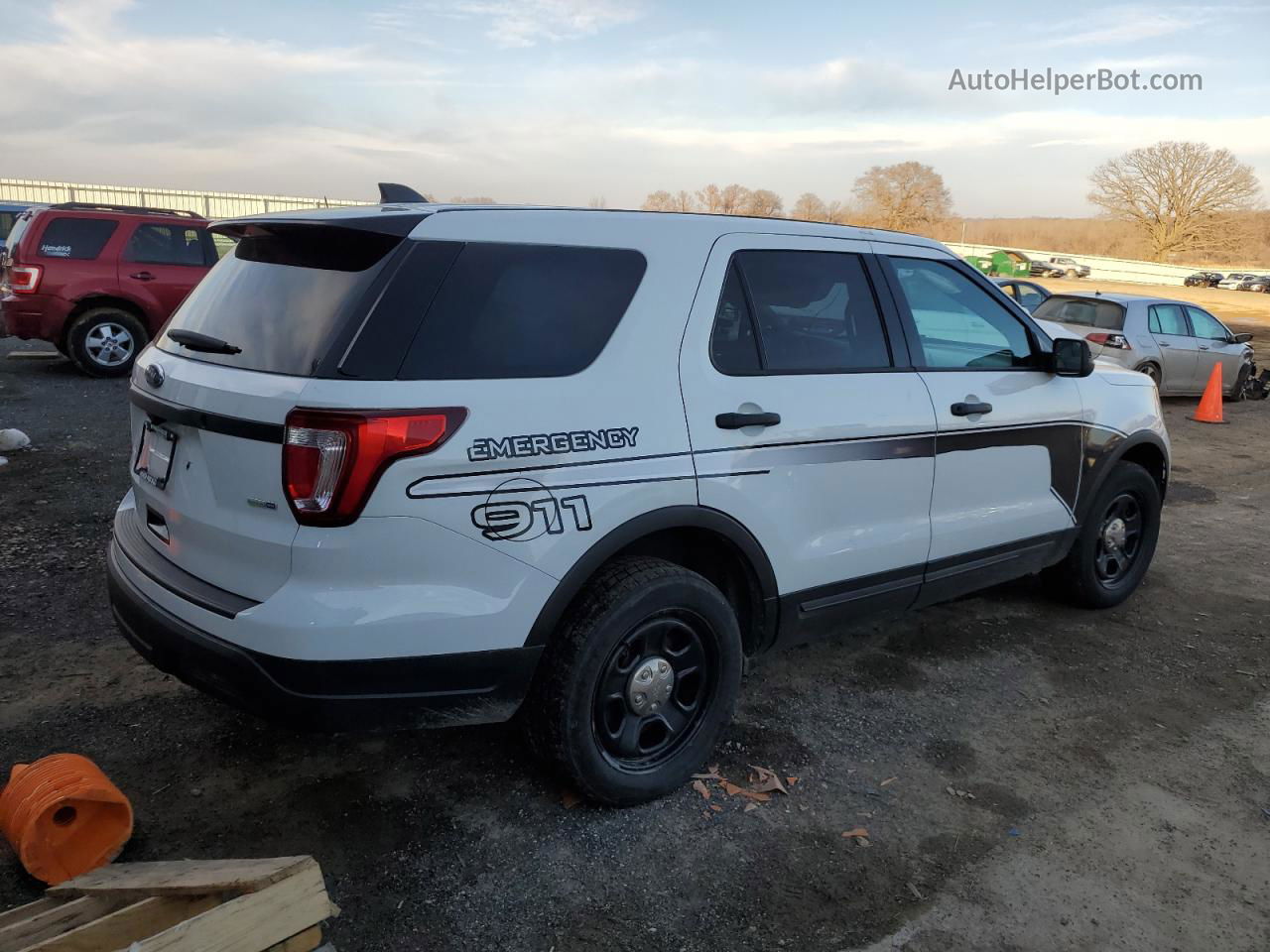 2018 Ford Explorer Police Interceptor White vin: 1FM5K8AR1JGC42831