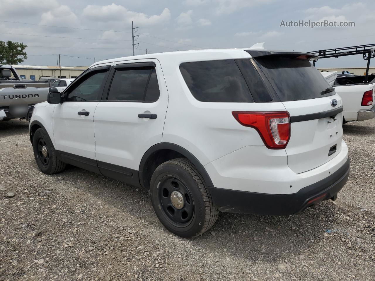 2017 Ford Explorer Police Interceptor White vin: 1FM5K8AR2HGC57316