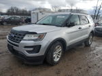 2016 Ford Explorer  Серебряный vin: 1FM5K8B81GGB35681