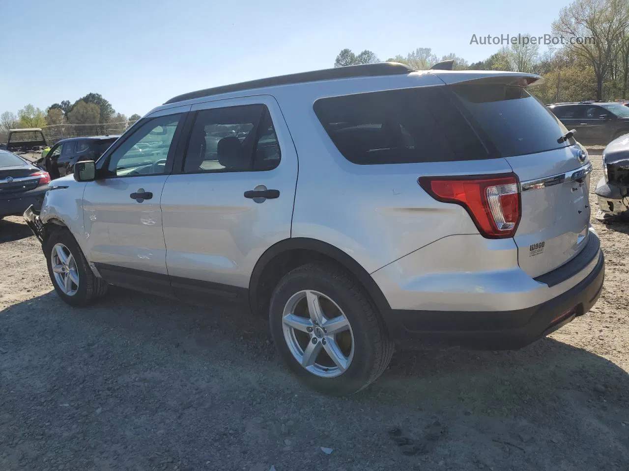 2018 Ford Explorer  Silver vin: 1FM5K8B83JGC93544