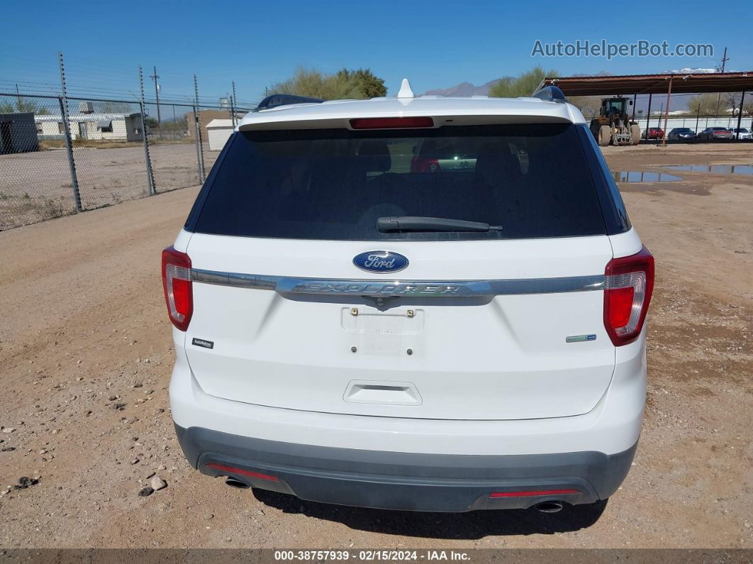 2017 Ford Explorer   White vin: 1FM5K8BH2HGC36701