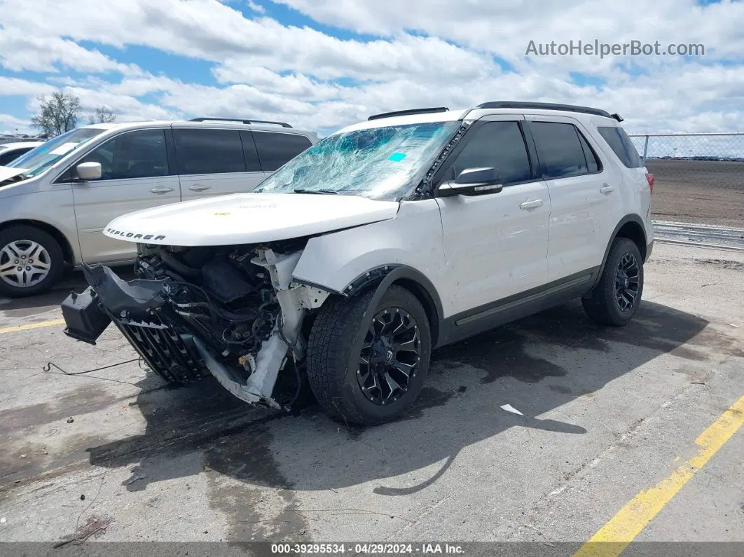 2017 Ford Explorer Xlt White vin: 1FM5K8D80HGB61834