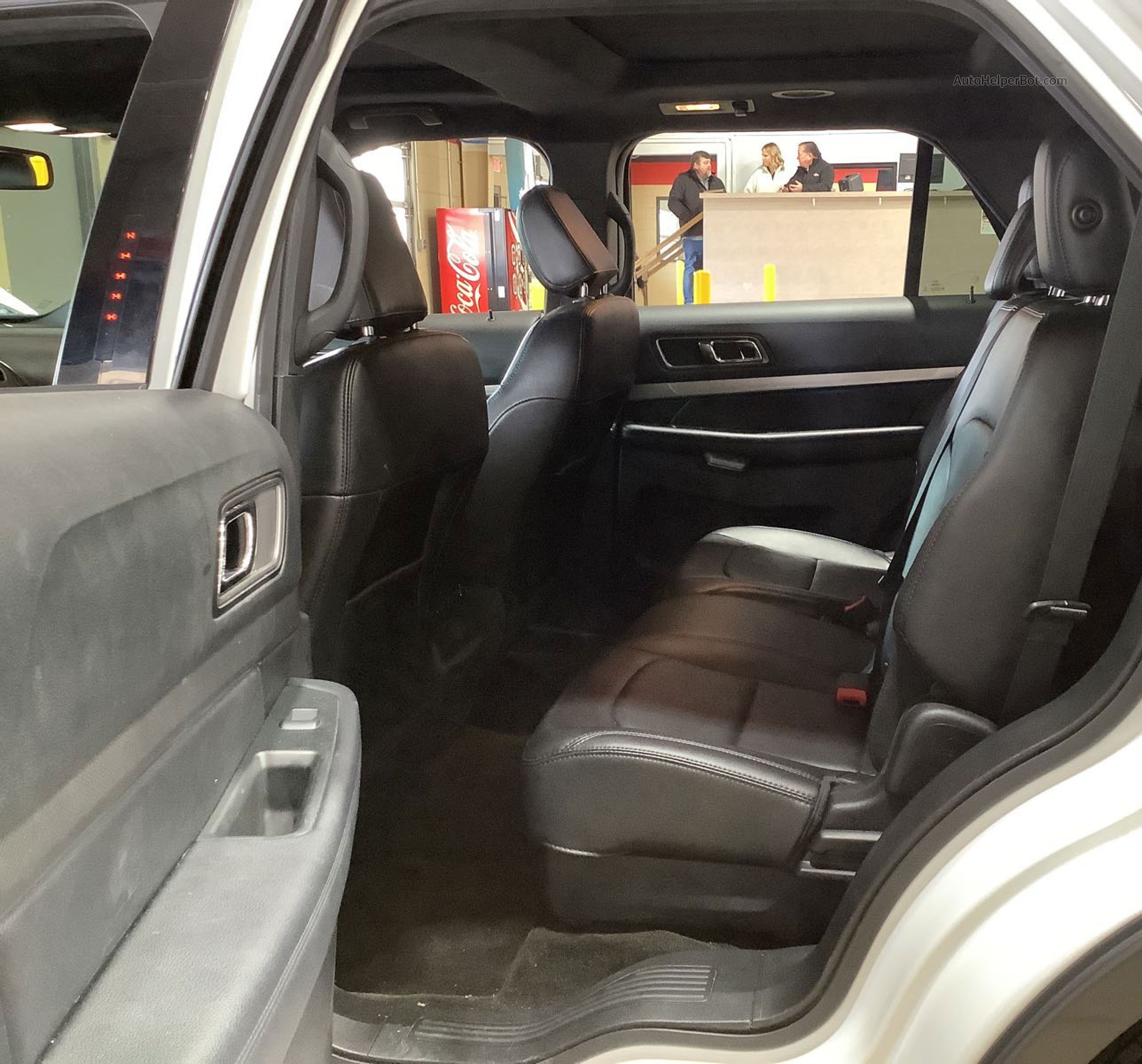 2018 Ford Explorer Xlt vin: 1FM5K8D80JGA21269