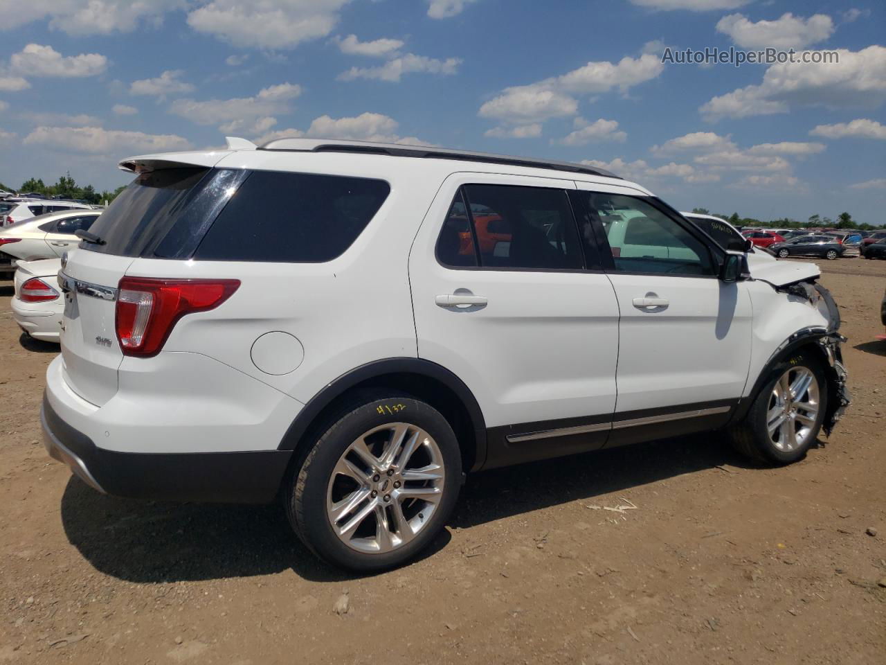 2017 Ford Explorer Xlt Белый vin: 1FM5K8D81HGD81483