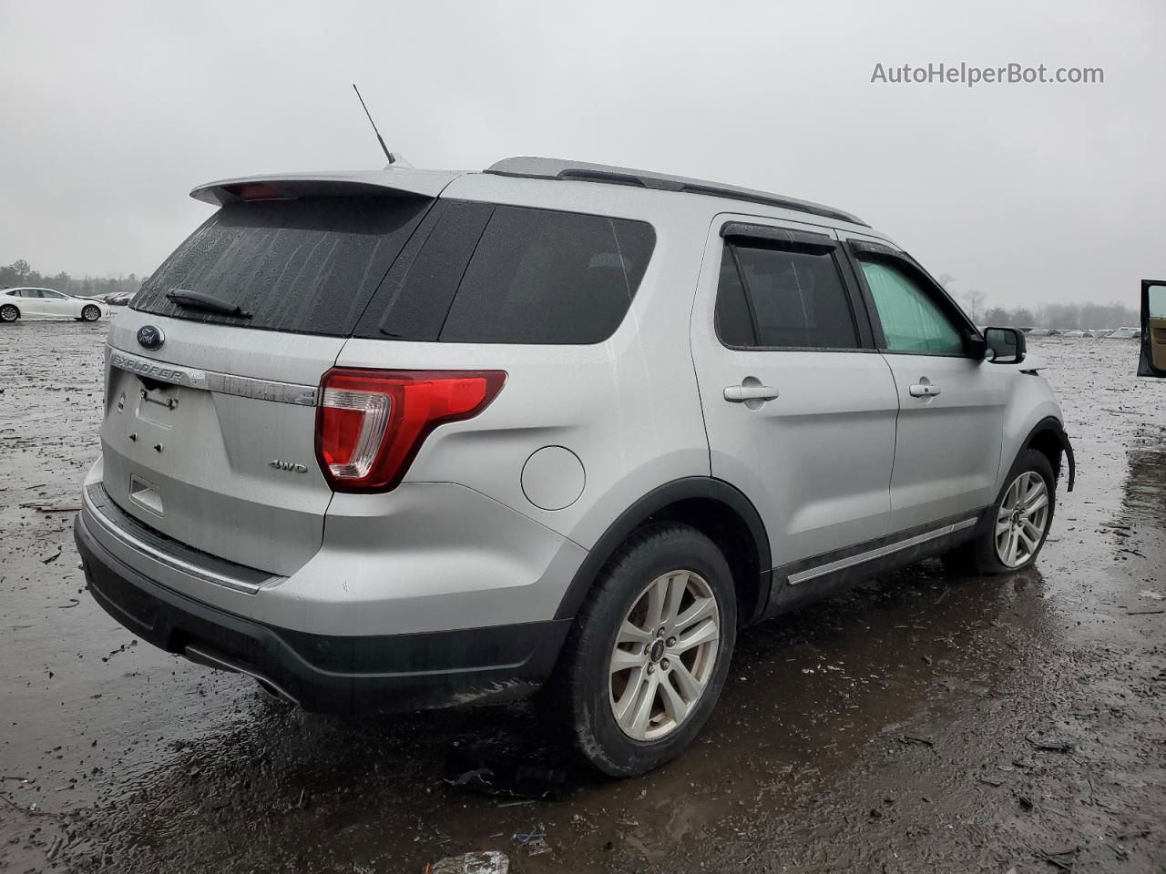 2018 Ford Explorer Xlt Silver vin: 1FM5K8D83JGA27986