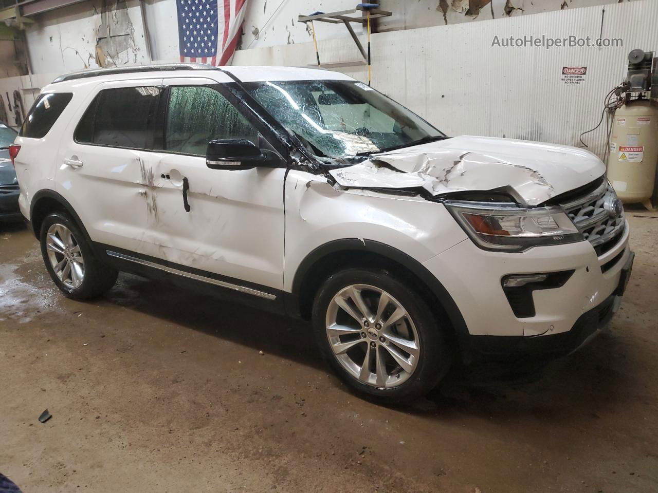 2018 Ford Explorer Xlt White vin: 1FM5K8D83JGC55065