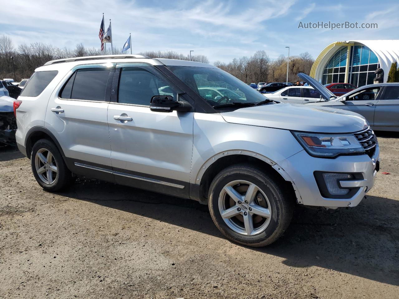 2017 Ford Explorer Xlt Silver vin: 1FM5K8D84HGC50211