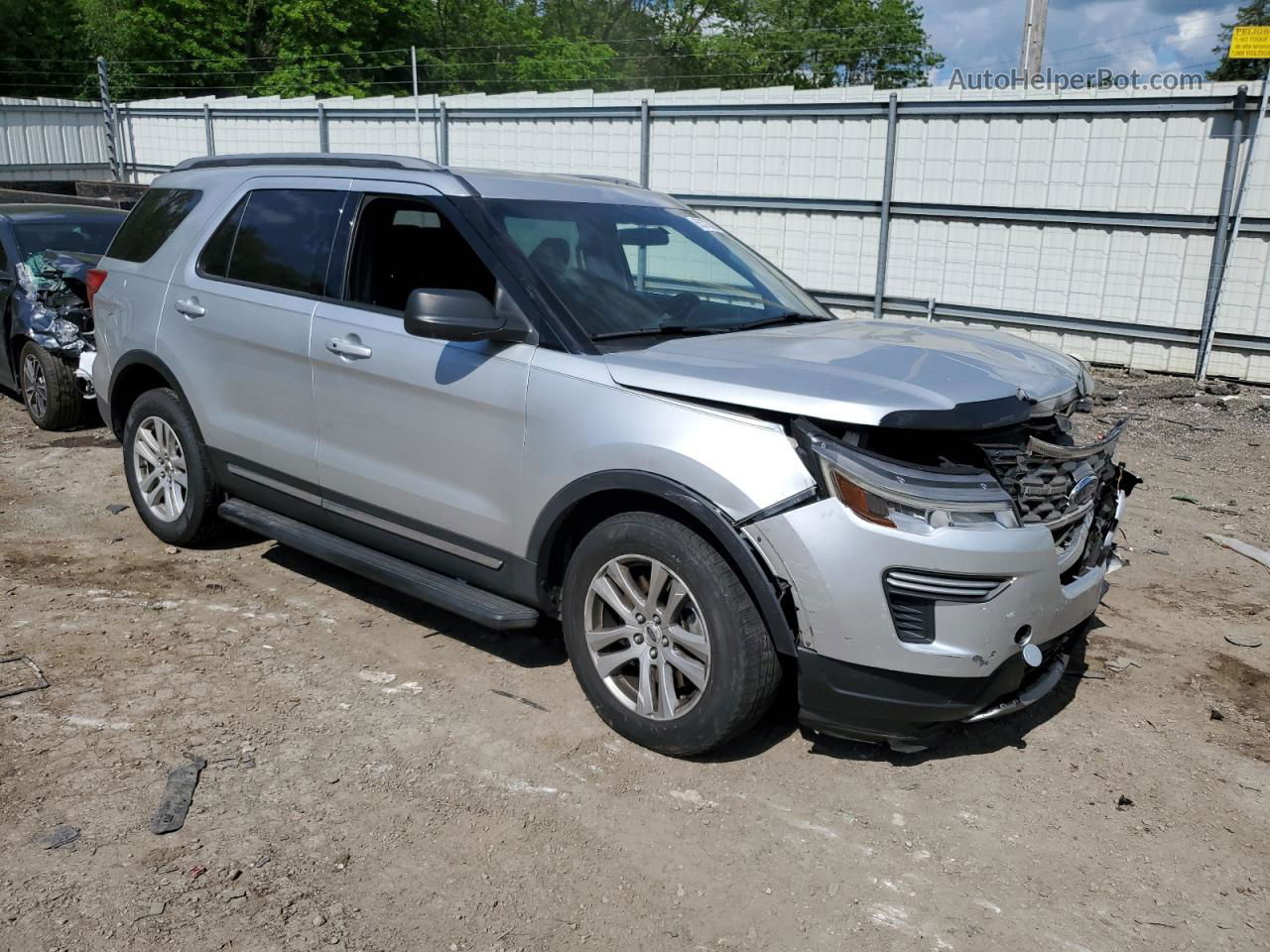 2018 Ford Explorer Xlt Silver vin: 1FM5K8D84JGB37946