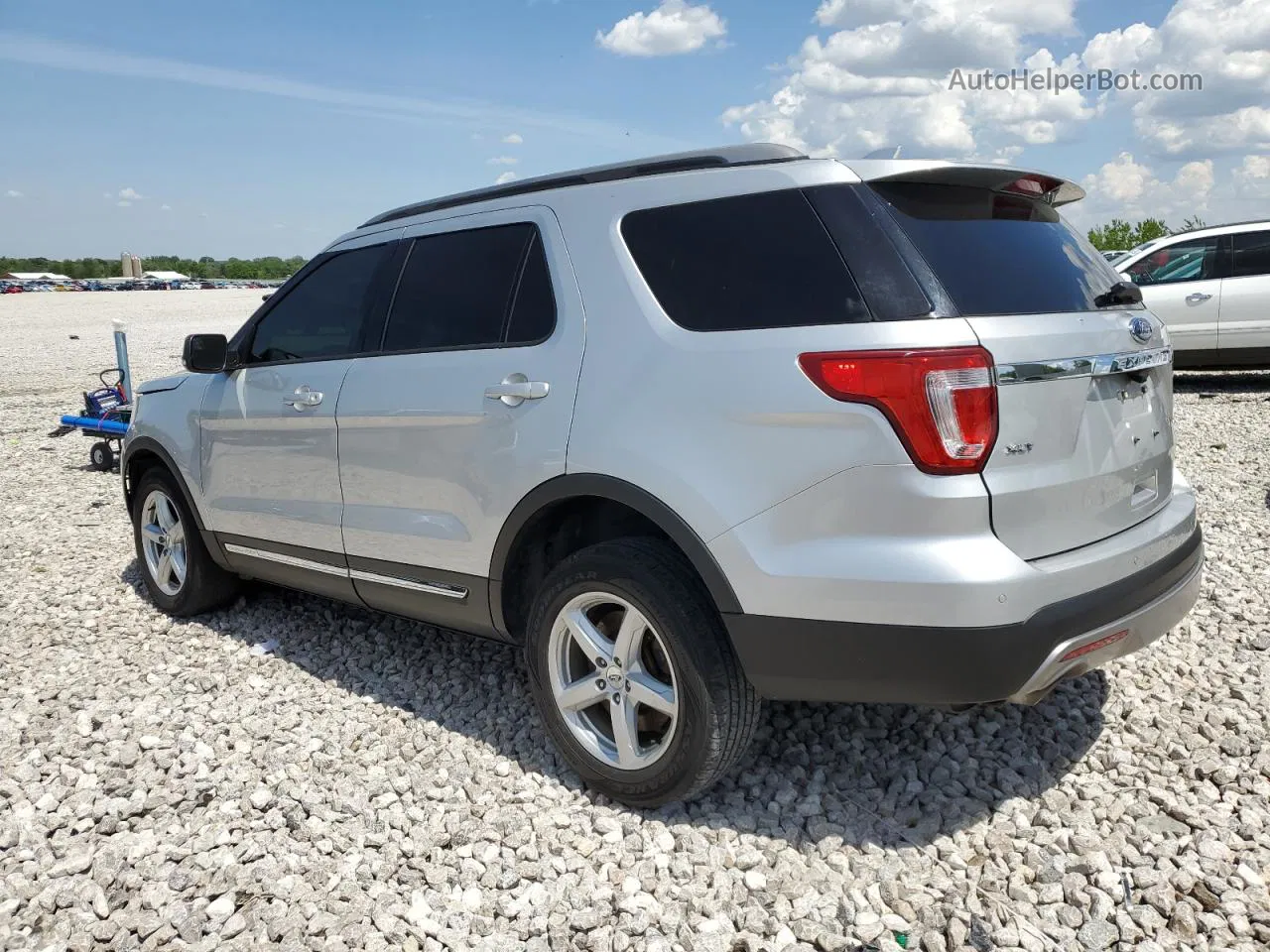 2017 Ford Explorer Xlt Silver vin: 1FM5K8D85HGA89335