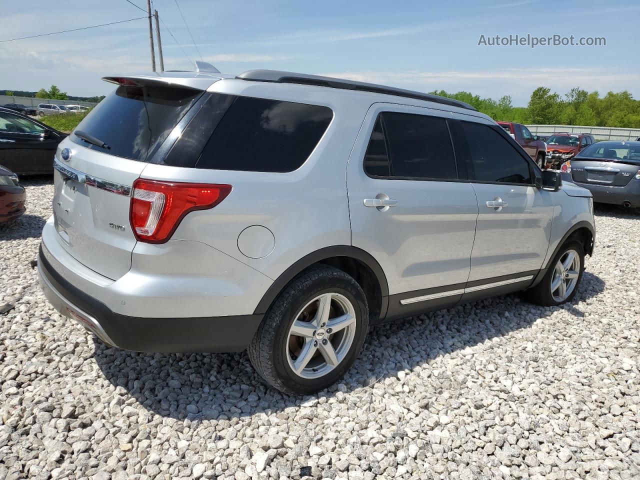 2017 Ford Explorer Xlt Silver vin: 1FM5K8D85HGA89335