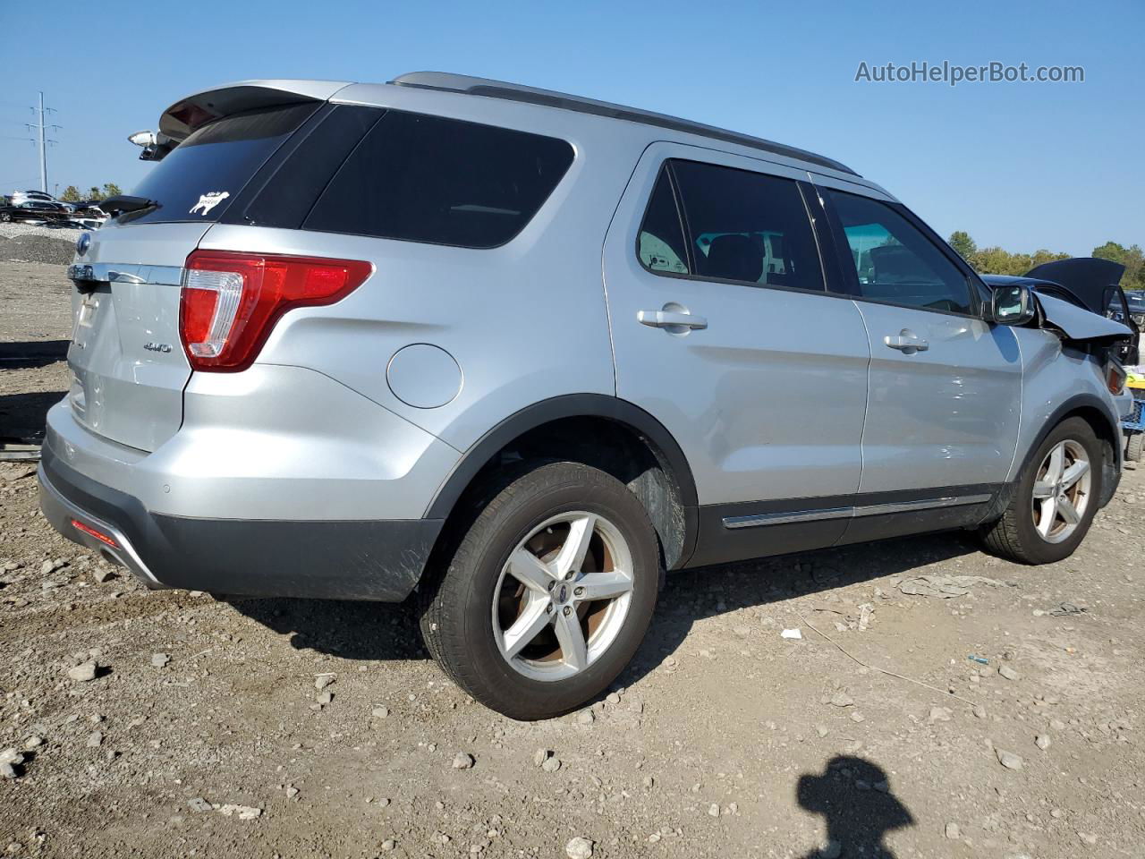 2017 Ford Explorer Xlt Silver vin: 1FM5K8D85HGA92638