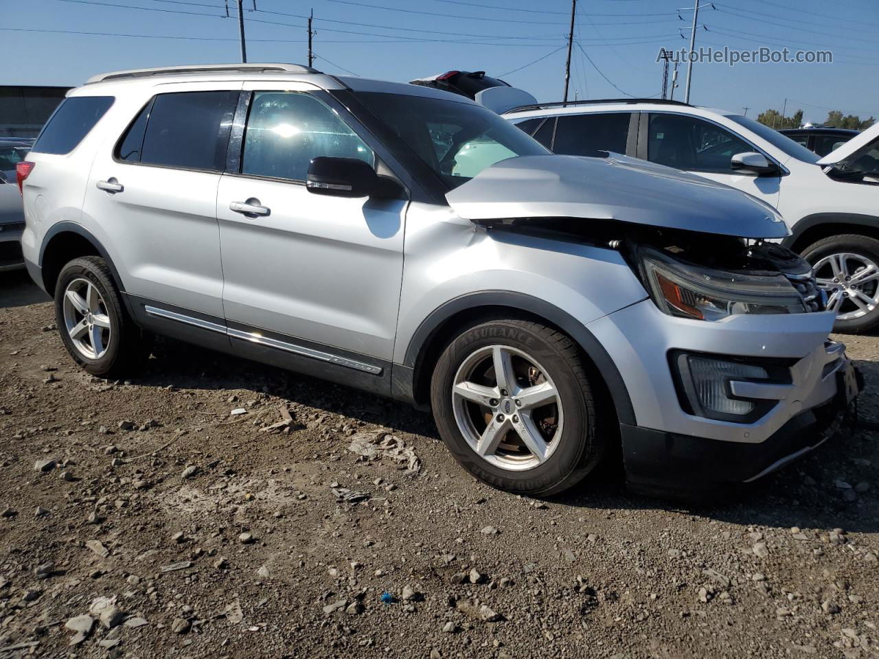 2017 Ford Explorer Xlt Серебряный vin: 1FM5K8D85HGA92638