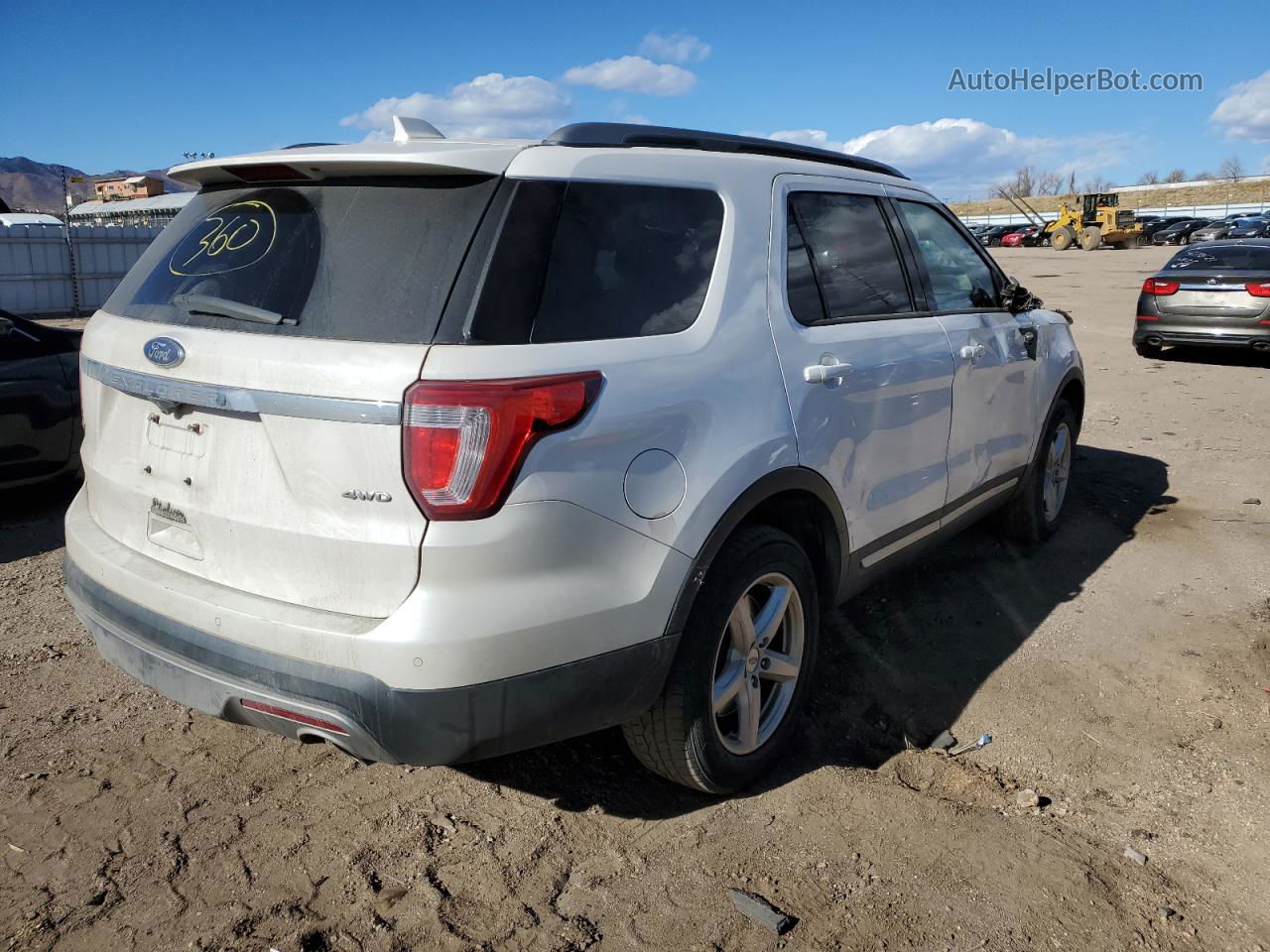 2017 Ford Explorer Xlt White vin: 1FM5K8D85HGB31390