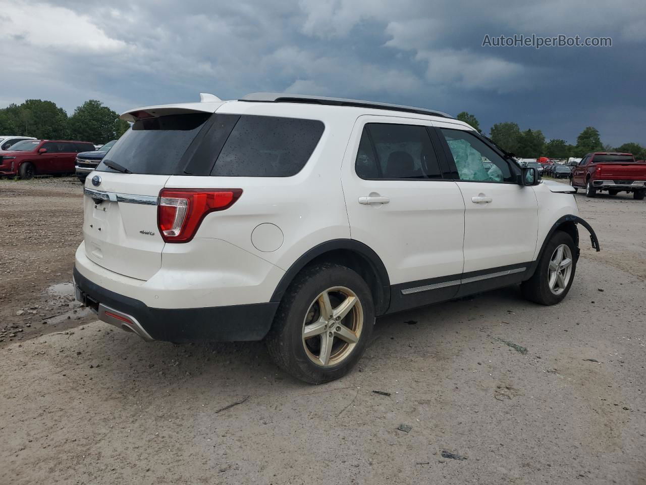 2017 Ford Explorer Xlt White vin: 1FM5K8D85HGE09785