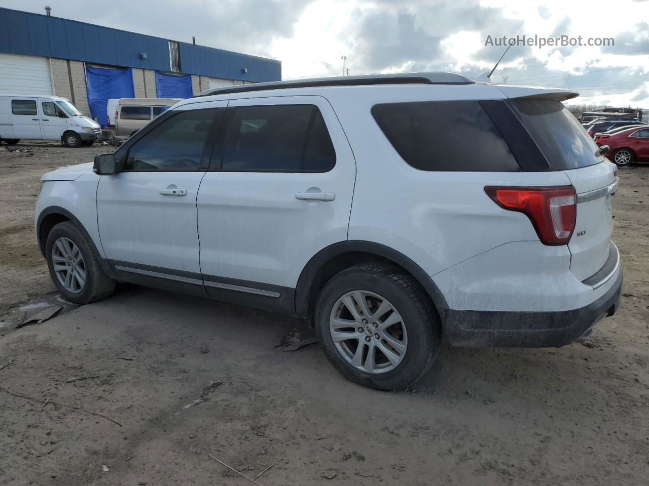 2018 Ford Explorer Xlt White vin: 1FM5K8D85JGA24717