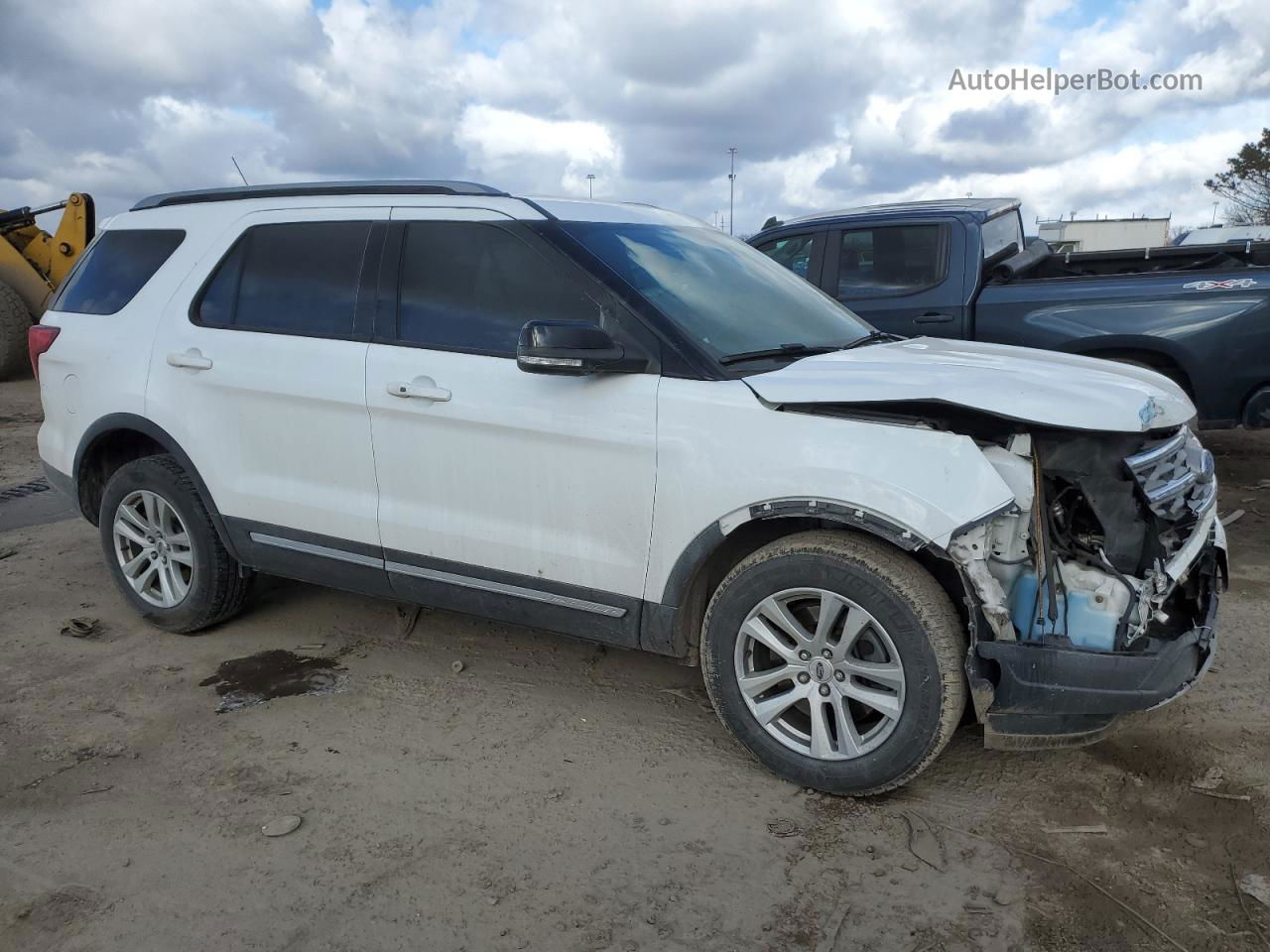 2018 Ford Explorer Xlt White vin: 1FM5K8D85JGA24717