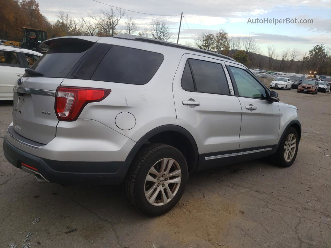 2018 Ford Explorer Xlt Silver vin: 1FM5K8D85JGA62108