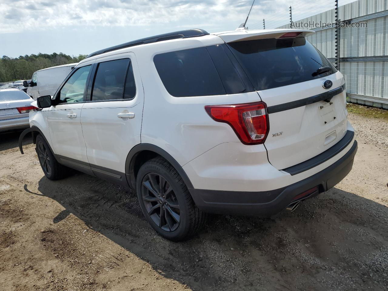 2018 Ford Explorer Xlt White vin: 1FM5K8D85JGB51595