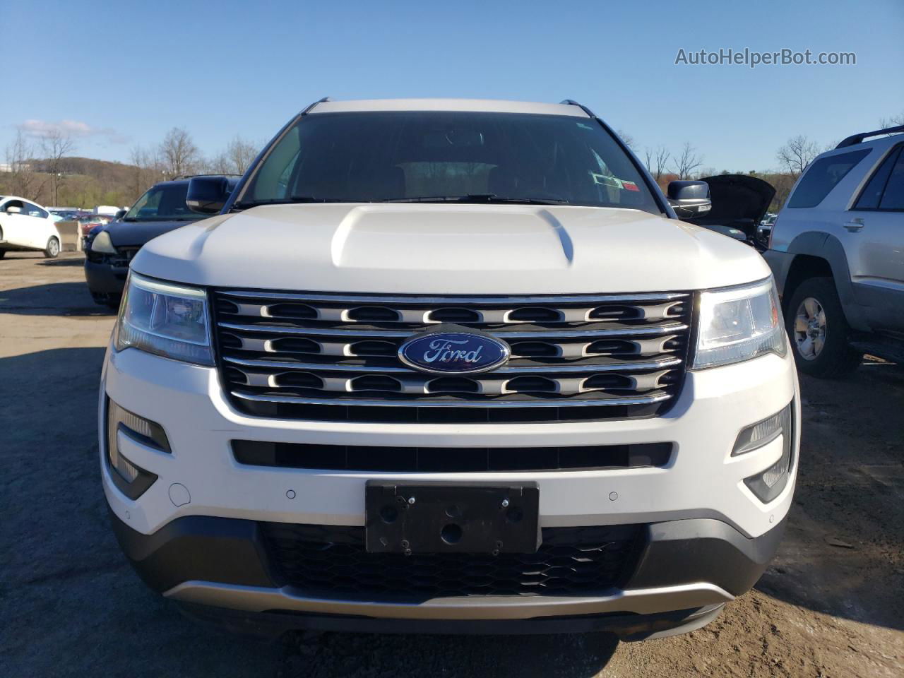 2017 Ford Explorer Xlt White vin: 1FM5K8D88HGC28230