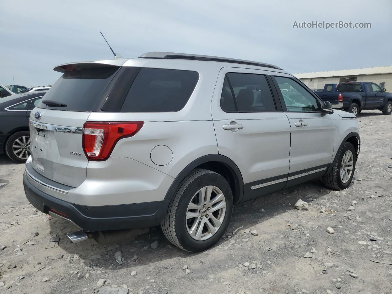 2018 Ford Explorer Xlt Beige vin: 1FM5K8D89JGA50446