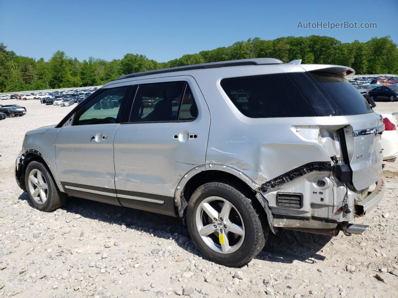 2017 Ford Explorer Xlt Silver vin: 1FM5K8DH4HGD09029