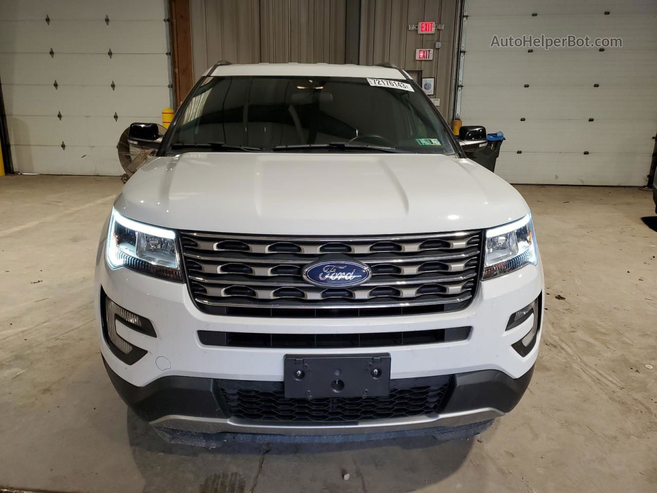 2017 Ford Explorer Xlt White vin: 1FM5K8DH7HGD74859