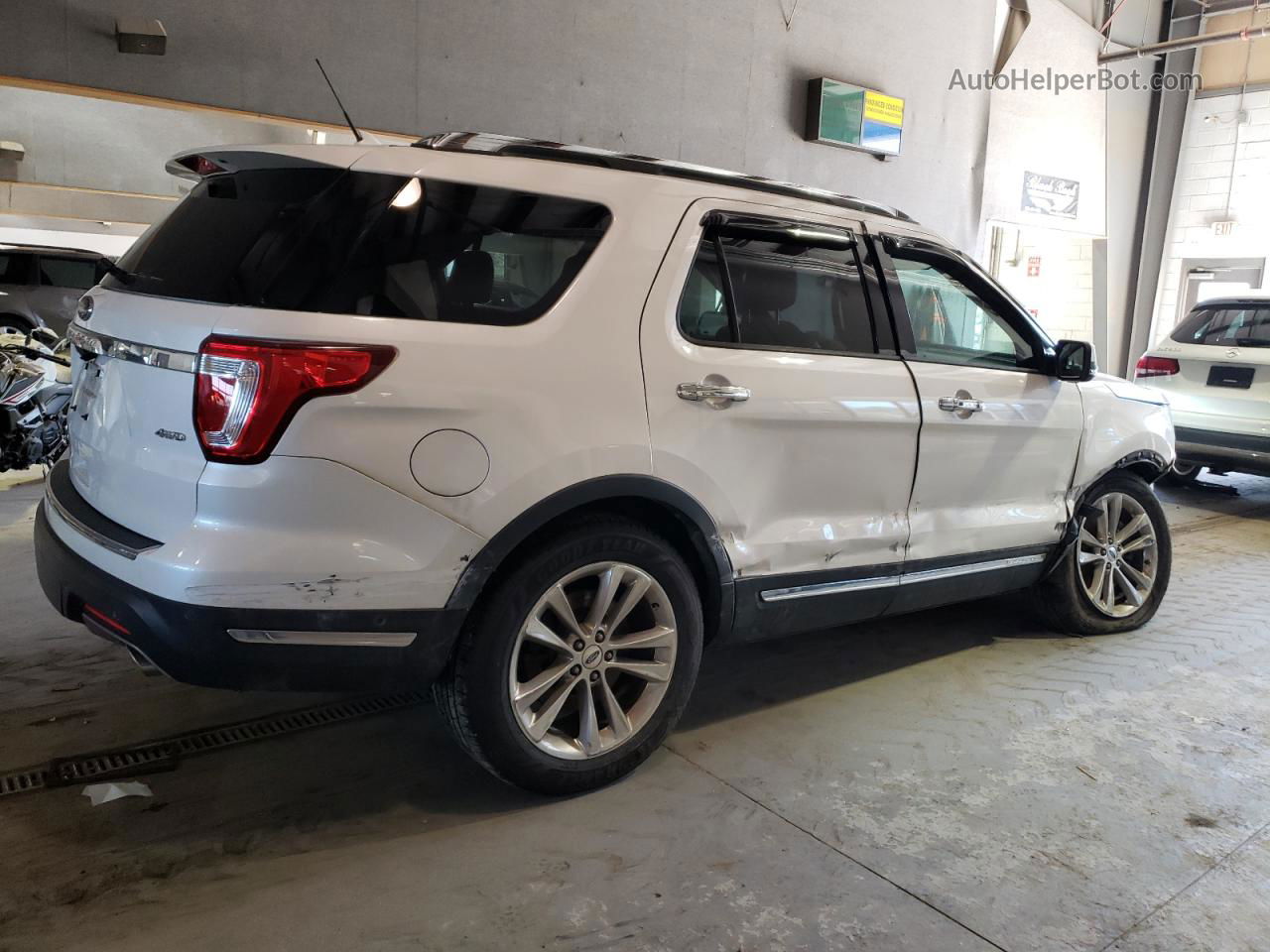 2018 Ford Explorer Limited White vin: 1FM5K8F87JGB52759