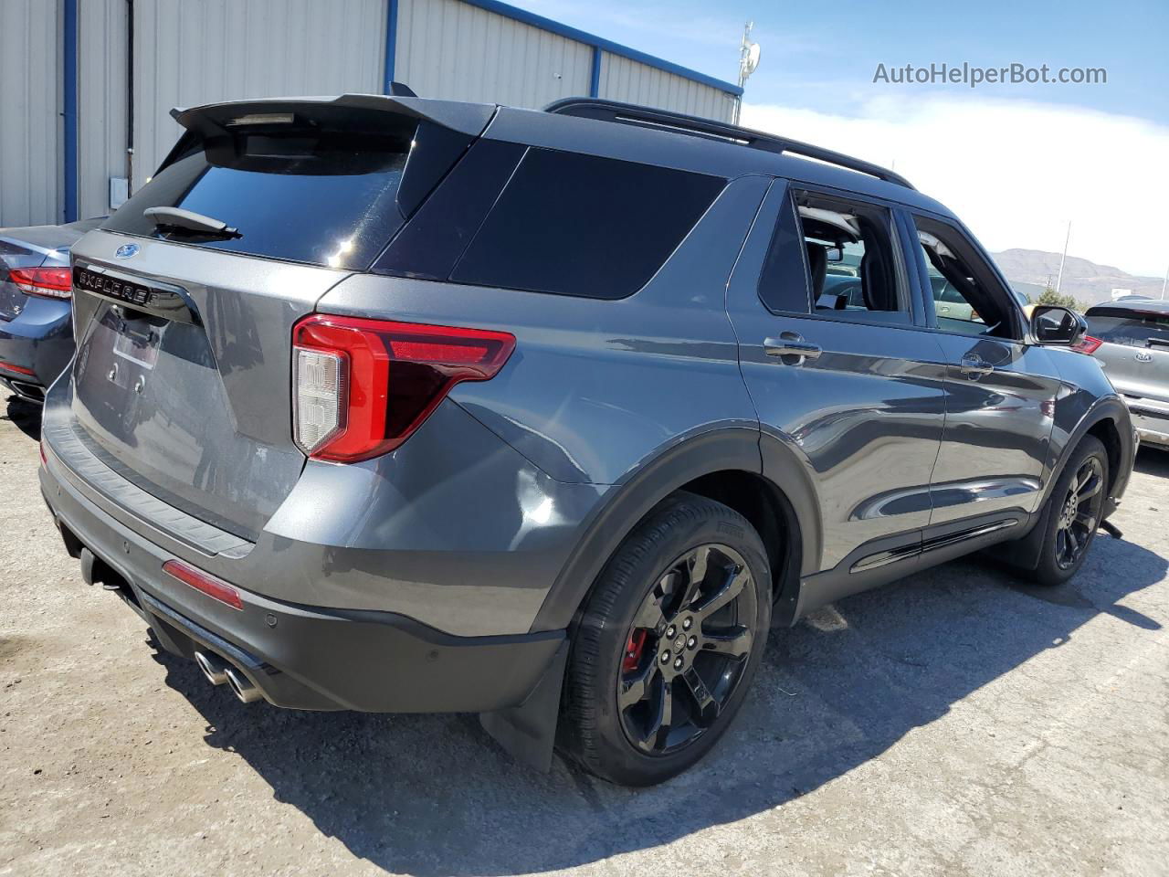 2021 Ford Explorer St Gray vin: 1FM5K8GC0MGA24421