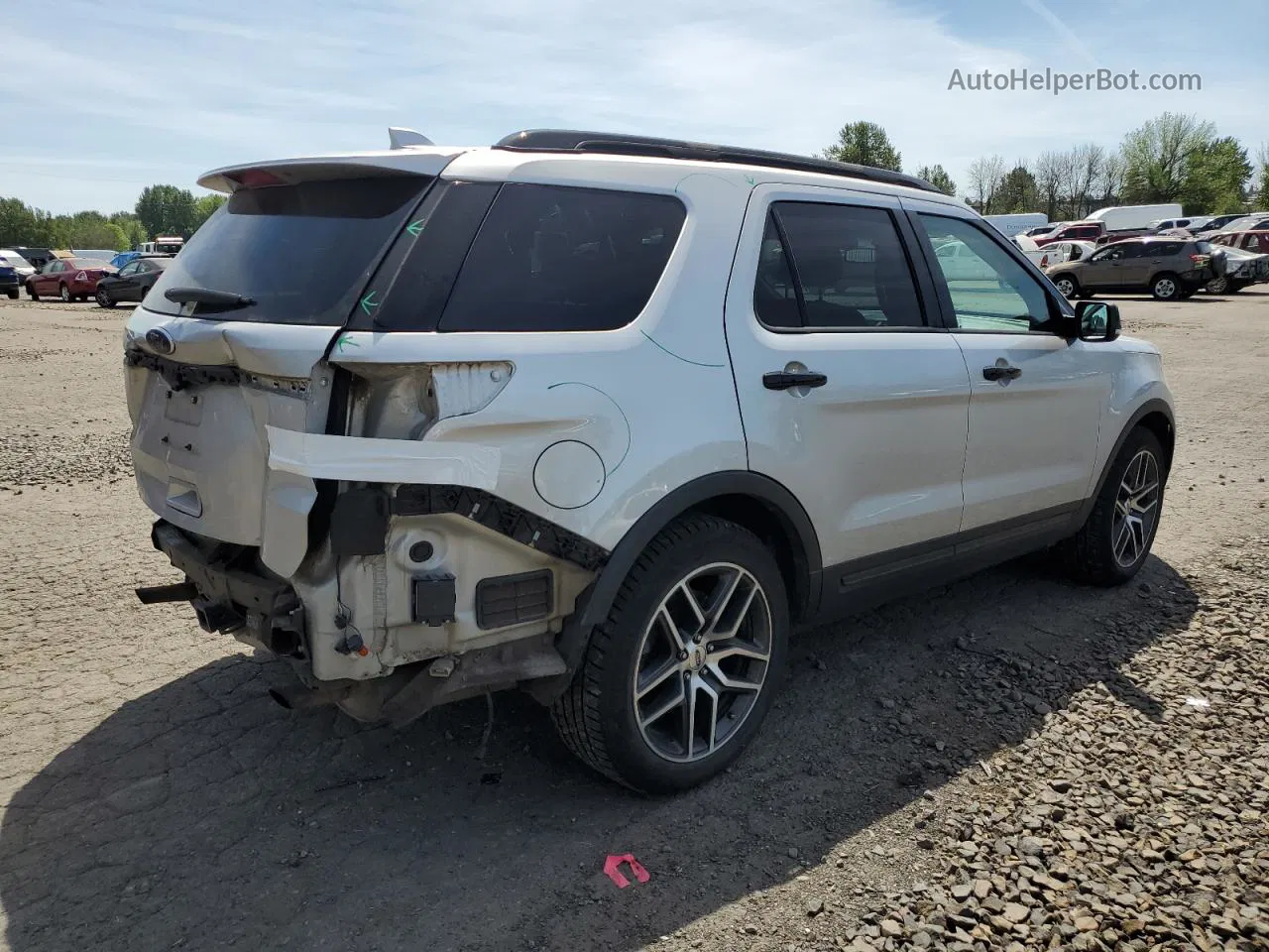 2017 Ford Explorer Sport Серебряный vin: 1FM5K8GT3HGD17395