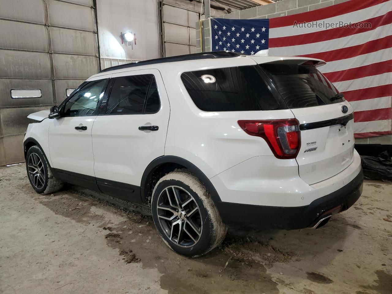 2016 Ford Explorer Sport Белый vin: 1FM5K8GT5GGA84165