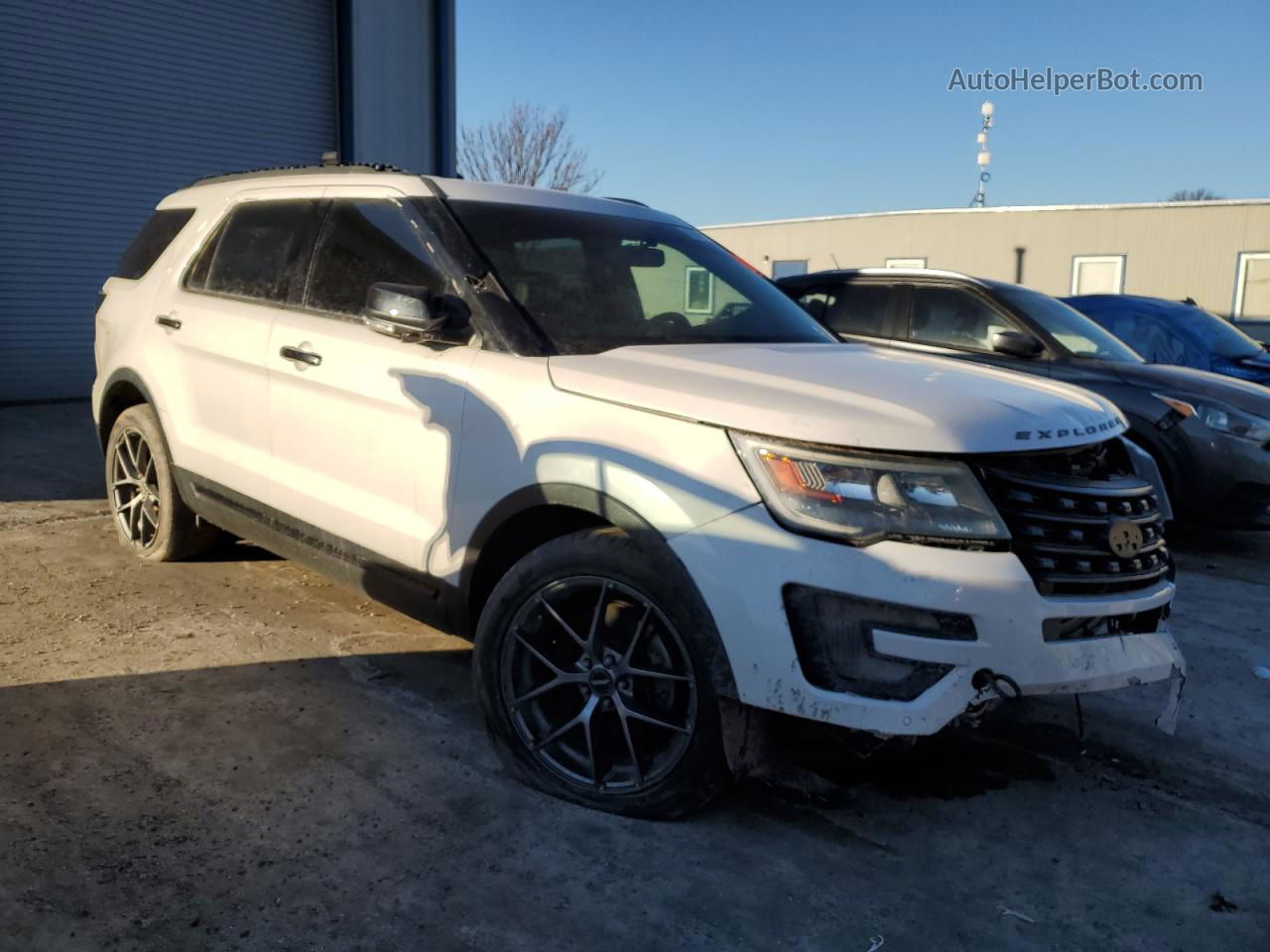 2017 Ford Explorer Sport Белый vin: 1FM5K8GT5HGB07171