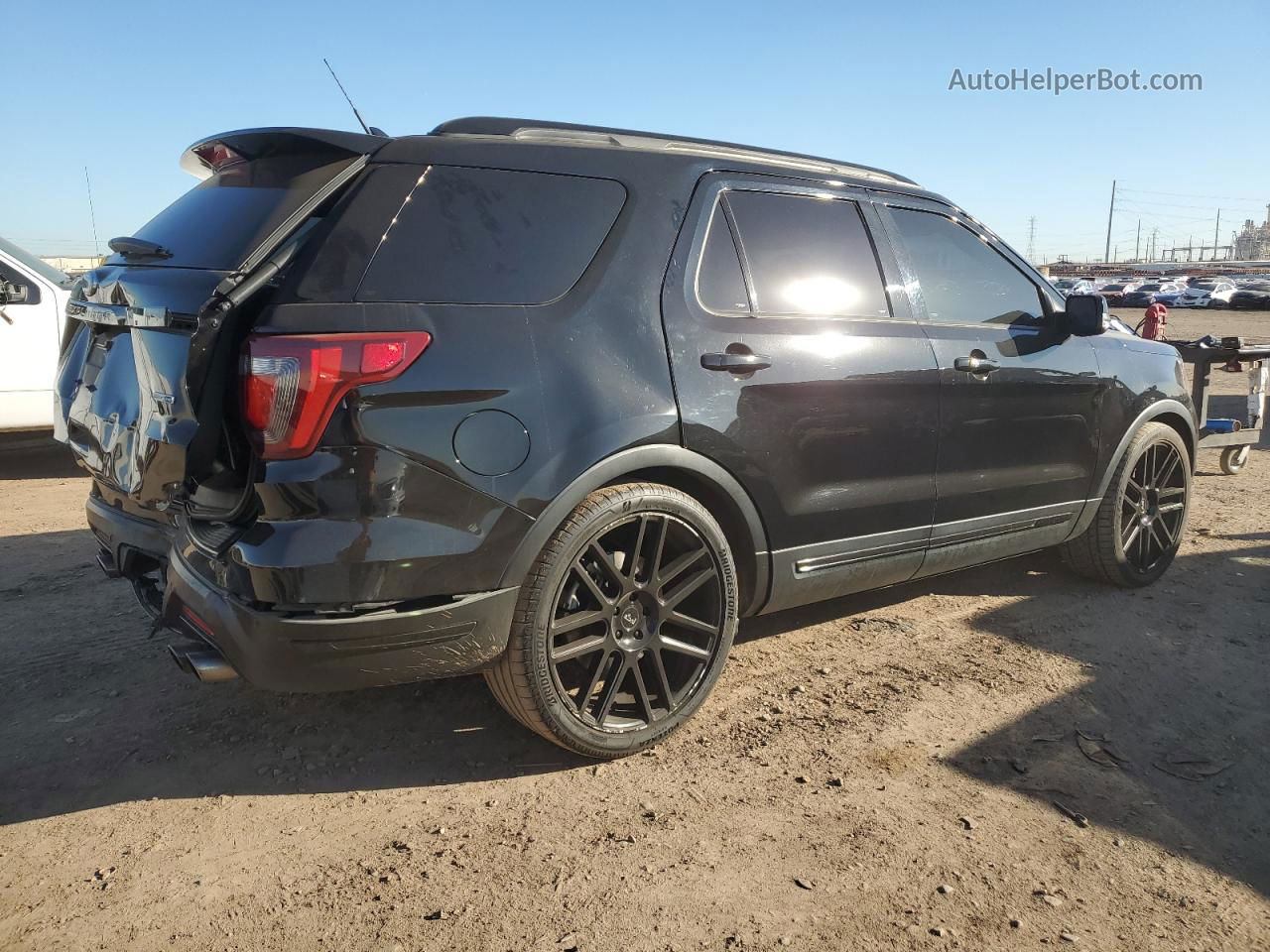 2018 Ford Explorer Sport Черный vin: 1FM5K8GT7JGA25593