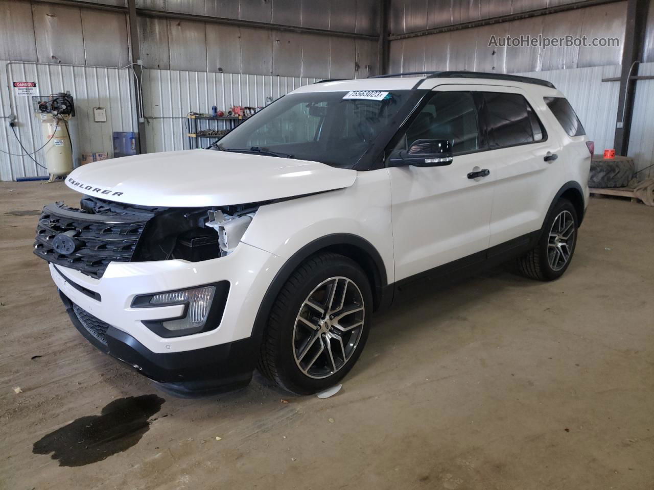 2017 Ford Explorer Sport White vin: 1FM5K8GT8HGA59472