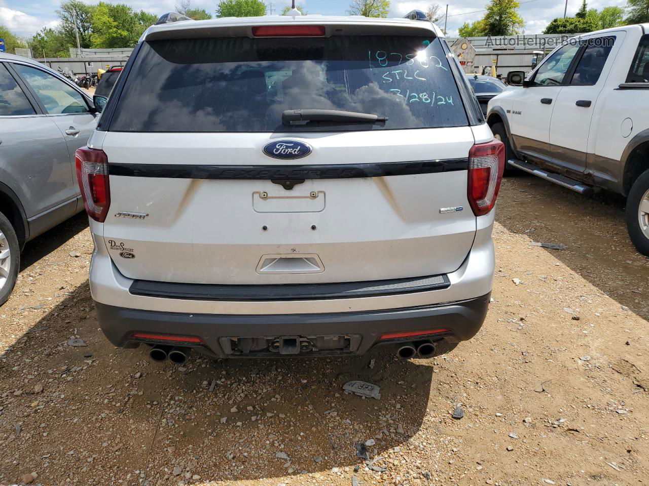 2018 Ford Explorer Sport Silver vin: 1FM5K8GTXJGC92274