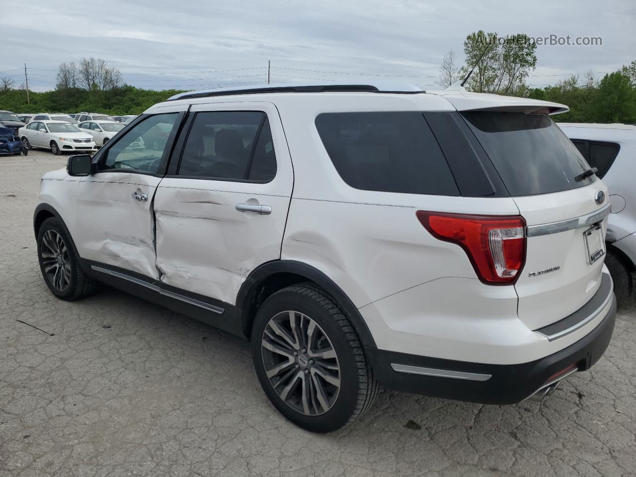 2018 Ford Explorer Platinum White vin: 1FM5K8HT3JGB99868