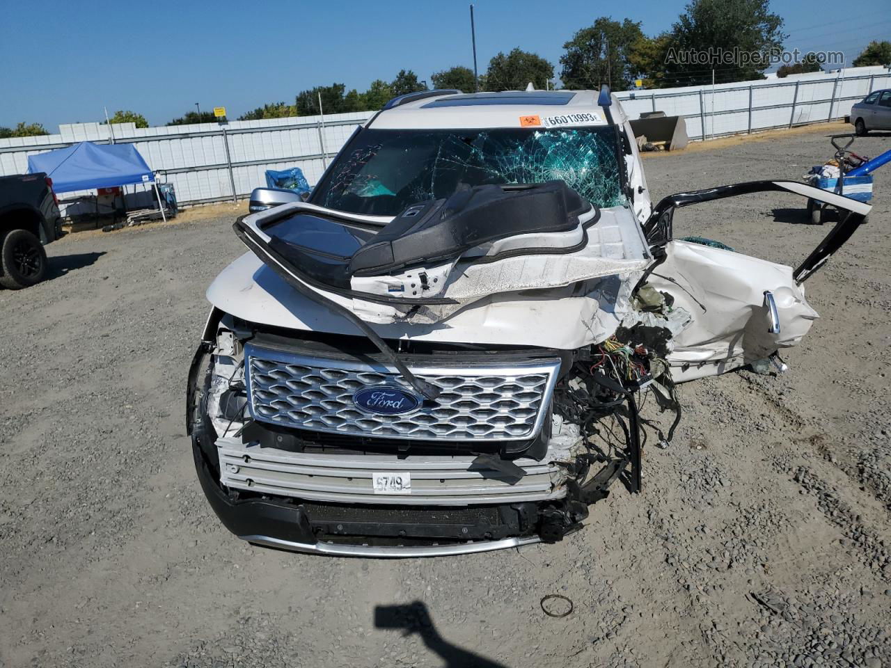 2016 Ford Explorer Platinum White vin: 1FM5K8HT5GGD29786