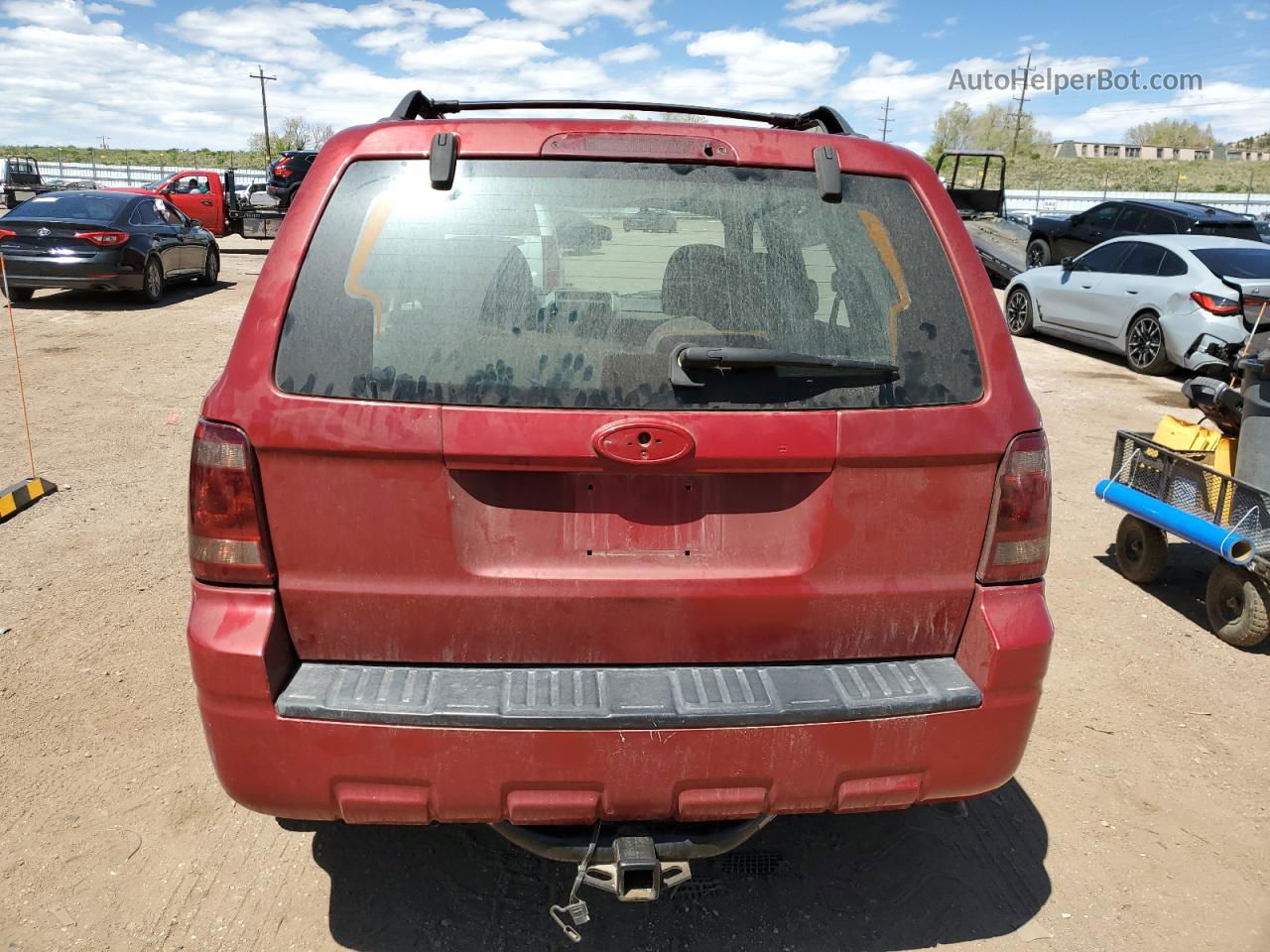 2009 Ford Escape Xls Red vin: 1FMCU02739KA32658