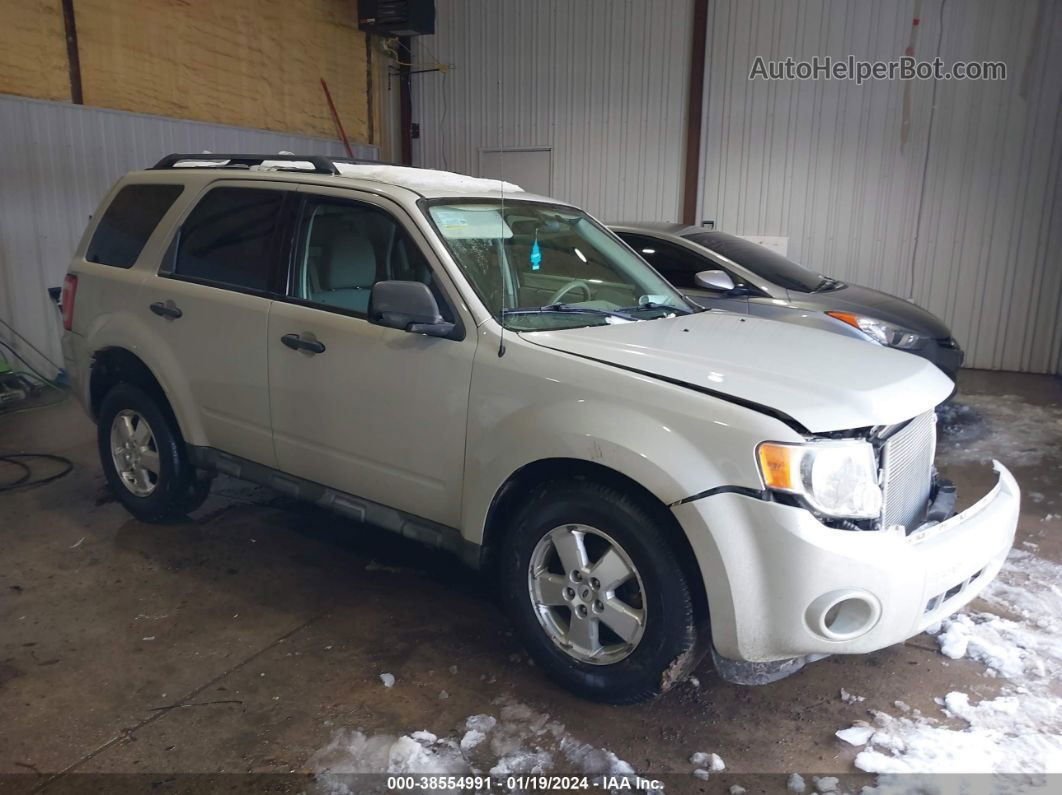 2009 Ford Escape Xls/xls Manual White vin: 1FMCU02759KB22328