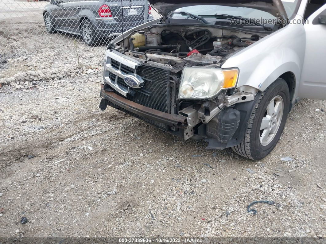 2009 Ford Escape Xlt Silver vin: 1FMCU03709KA50131