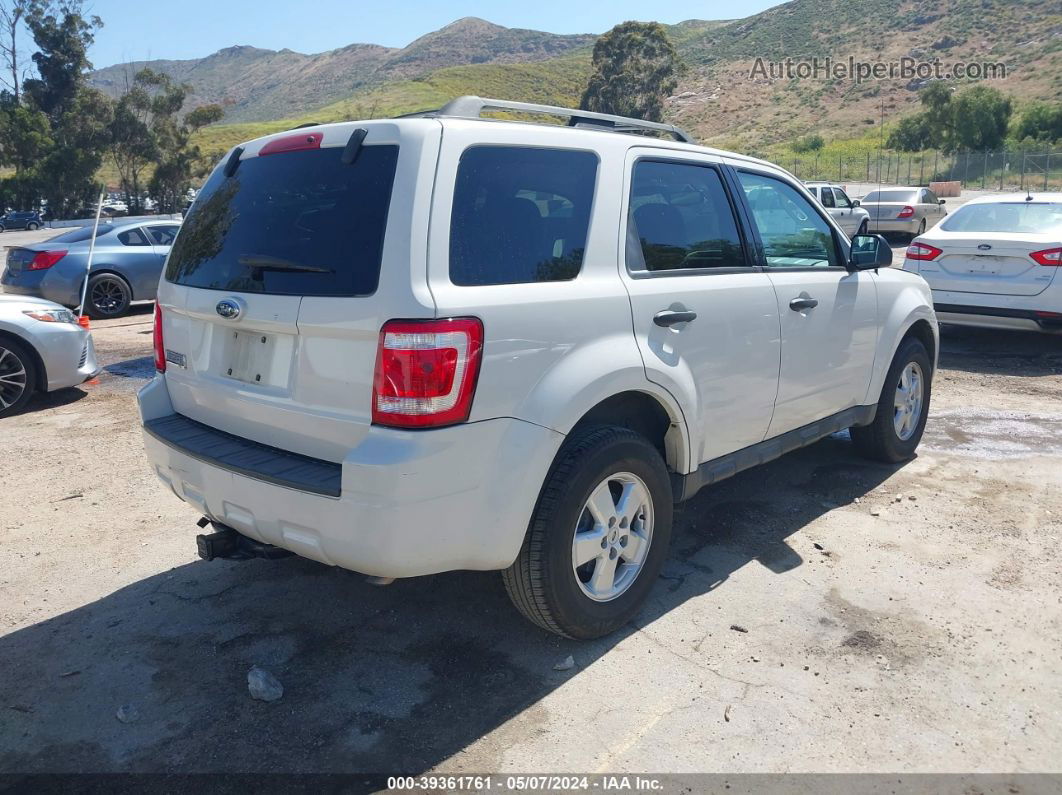 2009 Ford Escape Xlt White vin: 1FMCU03729KA60062