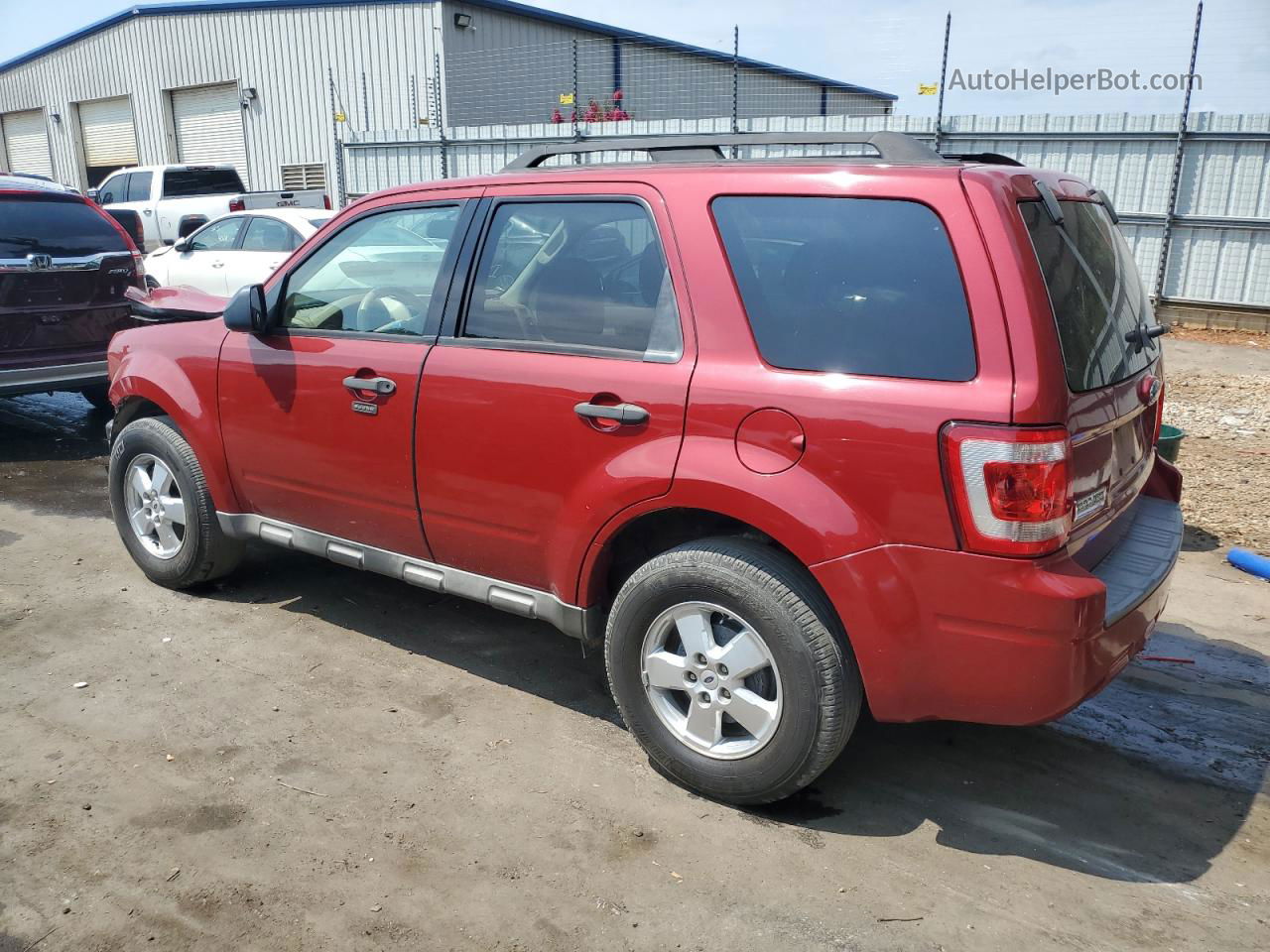 2009 Ford Escape Xlt Красный vin: 1FMCU03739KB80002