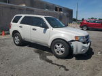 2009 Ford Escape Xlt White vin: 1FMCU03769KC47143