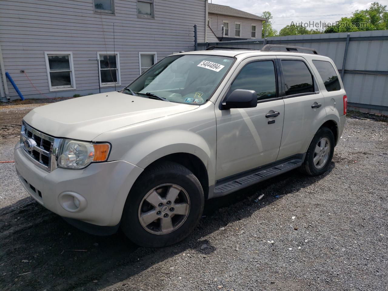 2009 Ford Escape Xlt Beige vin: 1FMCU03789KA93082