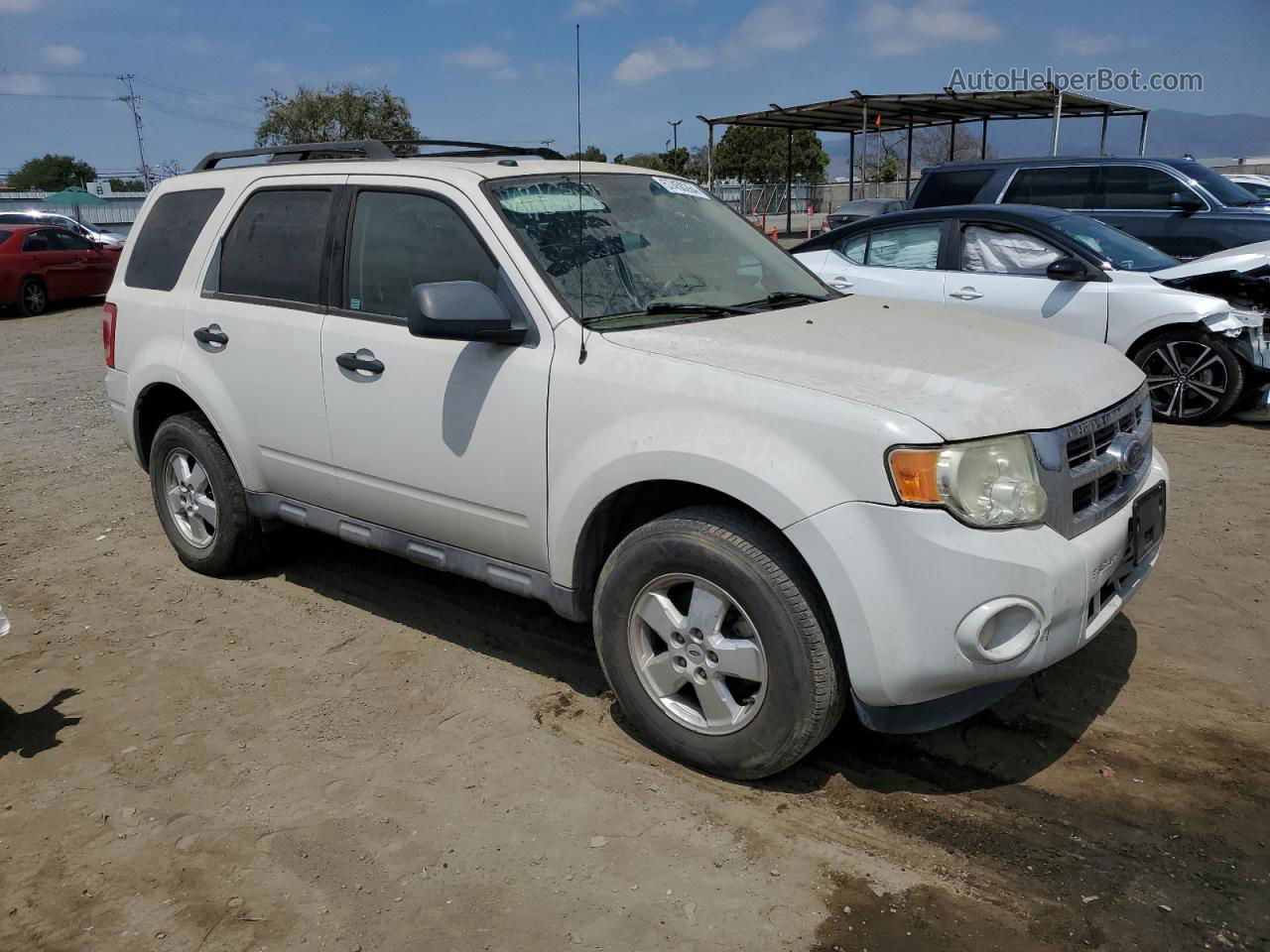 2009 Ford Escape Xlt White vin: 1FMCU03G19KA92548