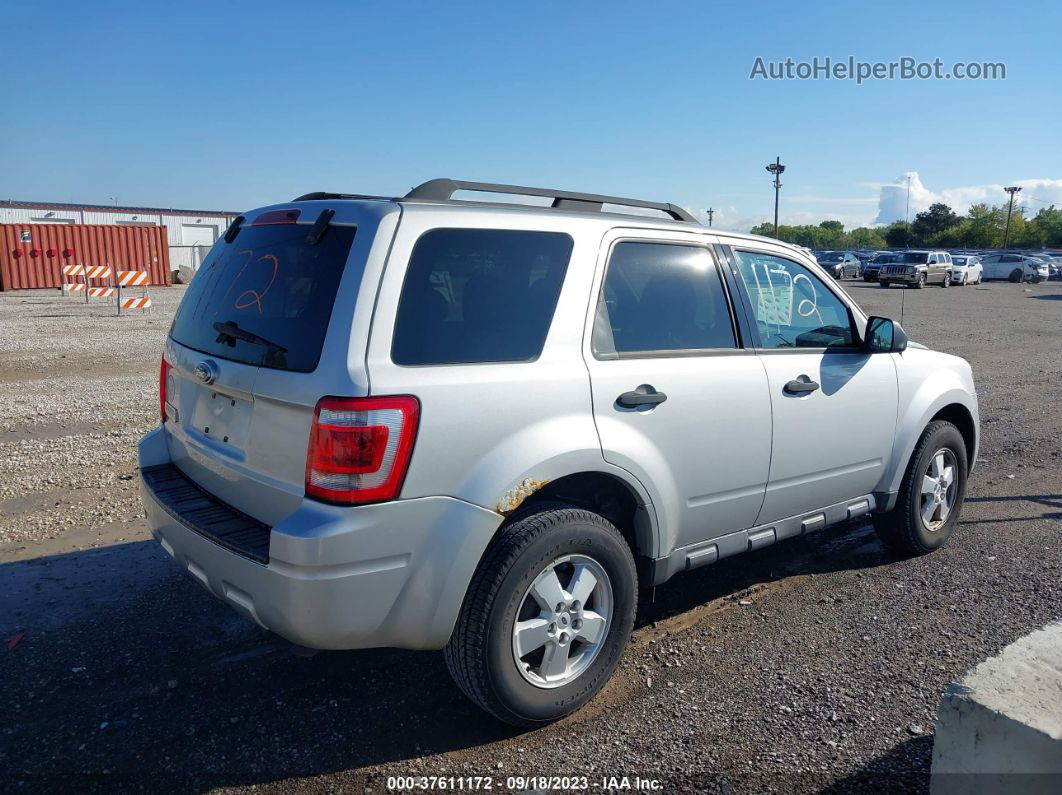 2009 Ford Escape Xlt Серебряный vin: 1FMCU03G39KA29516