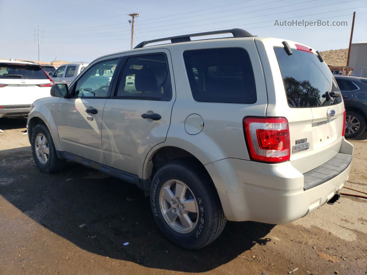 2009 Ford Escape Xlt Beige vin: 1FMCU03G59KA49749